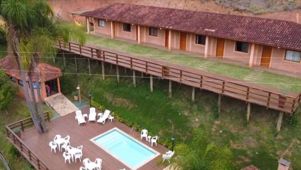 Pousada Estancia Shangri-La Cunha Dış mekan fotoğraf