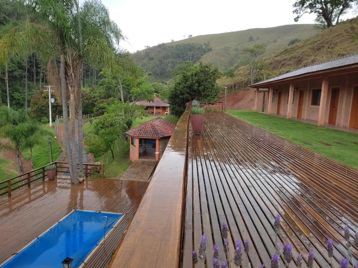 Pousada Estancia Shangri-La Cunha Dış mekan fotoğraf