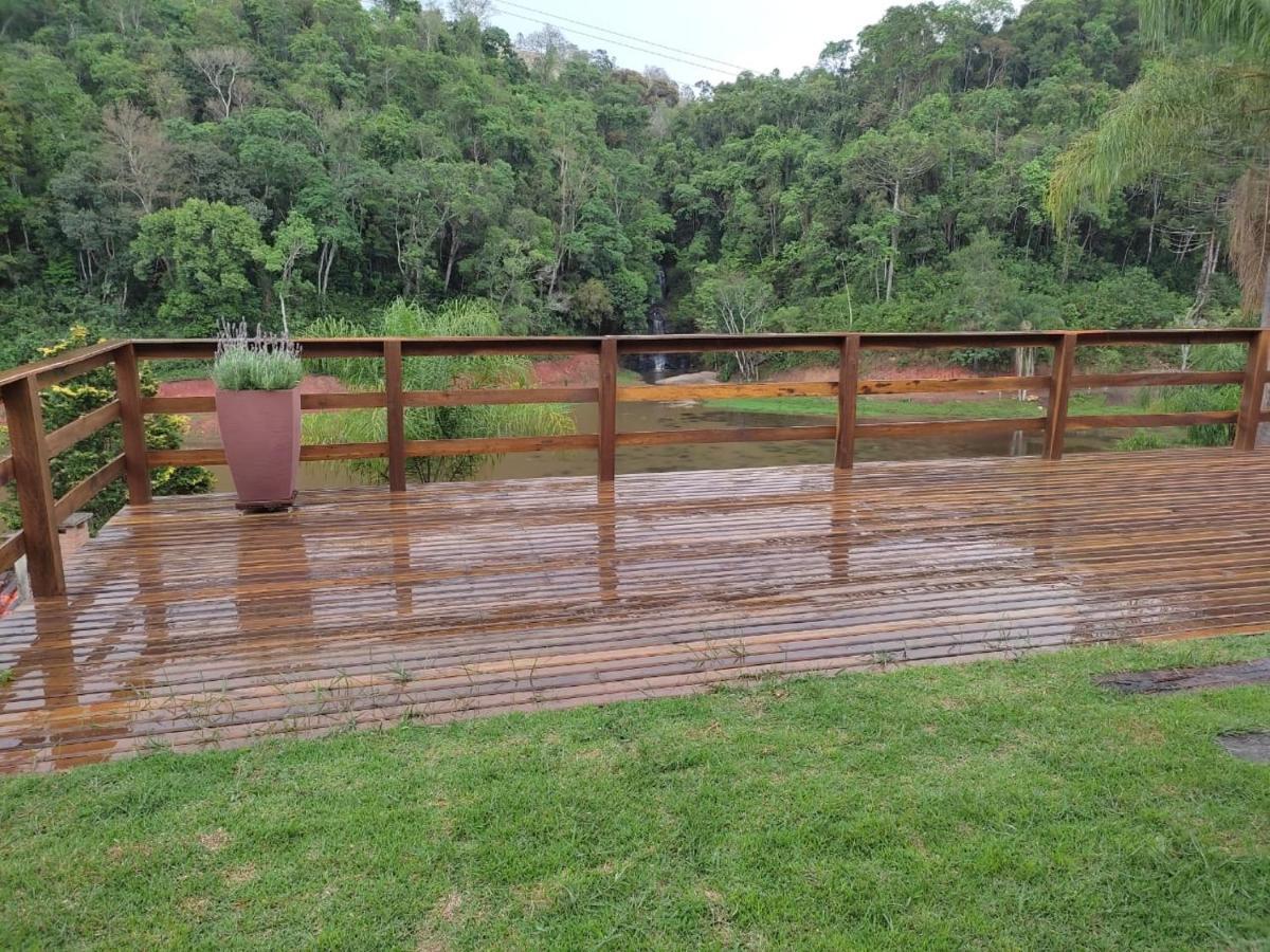 Pousada Estancia Shangri-La Cunha Dış mekan fotoğraf